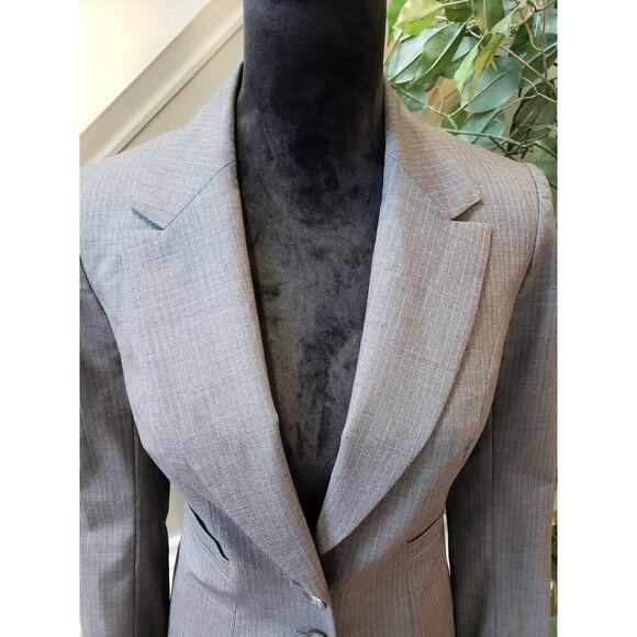The Limited Blazer Jacket Women's Size 4 Gray Pinstripe Wool Single Breasted - Picture 16 of 16